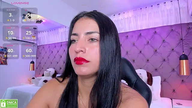 Snapshot of GISELA_RODRIGUEZ chatting on 03-01-25, 11:39 GISELA RODRIGUEZ online show from 03-01-25, 11:39