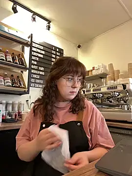 cinnabon  online show from 10-20-25, 10:59