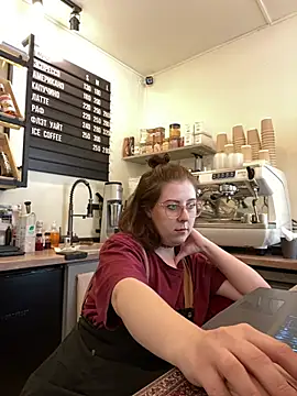 cinnabon  online show from 06-04-26, 01:28