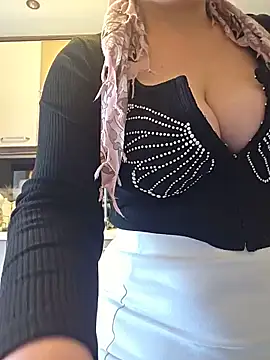 Erotica333 online show from 05-31-26, 09:05