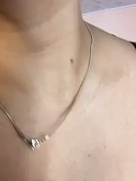 Emy leon online show from 03-23-26, 08:02