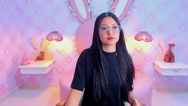 Saraa Skinny online show from 01-31-25, 03:11