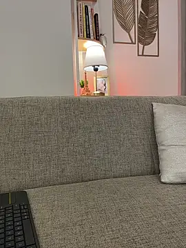 rubyhill 2711 online show from 04-21-26, 01:42