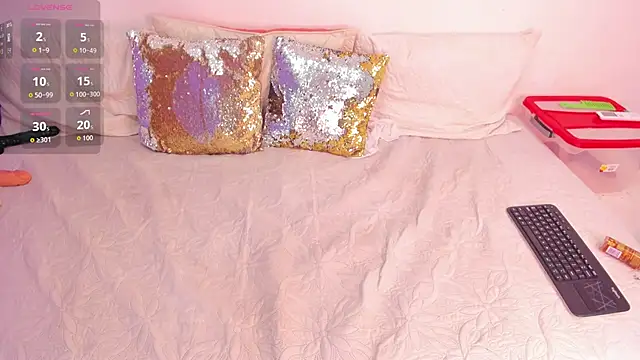 Snapshot of cookplleaser chatting on 09-30-25, 11:26 cookplleaser online show from 09-30-25, 11:26