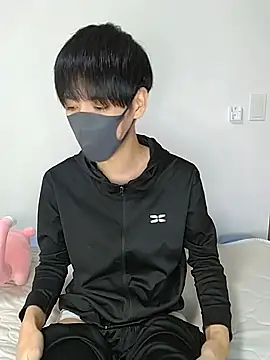 itsme LEON online show from 12-18-24, 01:12