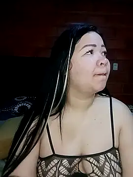 Chantal lopez online show from 12-18-25, 04:02