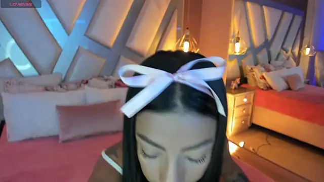 Snapshot of Amber_villalobos_ chatting on 09-24-25, 03:54 Amber villalobos online show from 09-24-25, 03:54