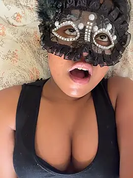 Bella Luna18 online show from 02-12-26, 07:09