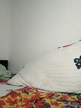 Kim 19 online show from 03-09-25, 05:44