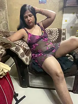Snapshot of Tameesh_sexy_mistress chatting on 04-24-26, 05:26 Tameesh sexy mistress online show from 04-24-26, 05:26