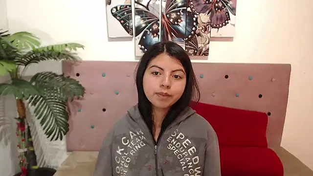 CarolineBrunx online show from 03-10-25, 08:34