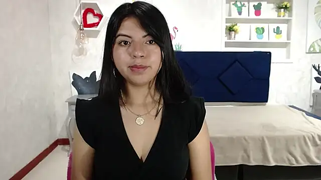 CarolineBrunx online show from 10-01-25, 04:18