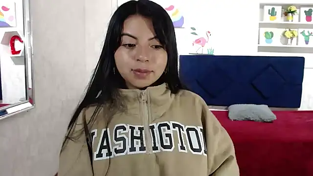 CarolineBrunx online show from 10-31-25, 04:24