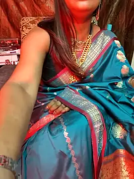 Snapshot of taniya_bhabi2 chatting on 03-08-25, 04:17 taniya bhabi2 online show from 03-08-25, 04:17