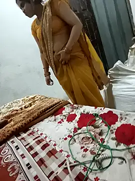 Snapshot of Bhabhi_desi12 chatting on 03-02-25, 12:43 Bhabhi desi12 online show from 03-02-25, 12:43