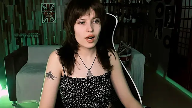 LolaAsmus online show from 04-21-26, 12:55