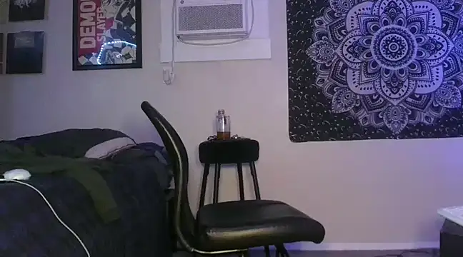 Snapshot of SirCharlesXXX chatting on 02-12-25, 05:26 SirCharlesXXX online show from 02-12-25, 05:26