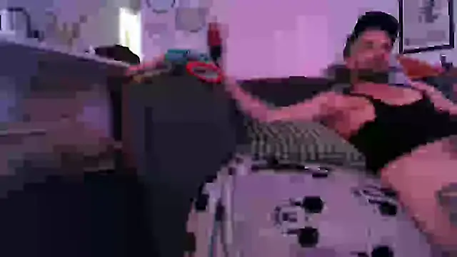 Snapshot of SirCharlesXXX chatting on 03-01-25, 02:37 SirCharlesXXX online show from 03-01-25, 02:37