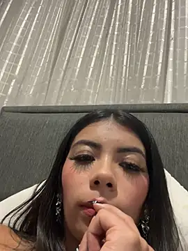 Snapshot of NattGomez chatting on 01-05-25, 04:25 NattGomez online show from 01-05-25, 04:25