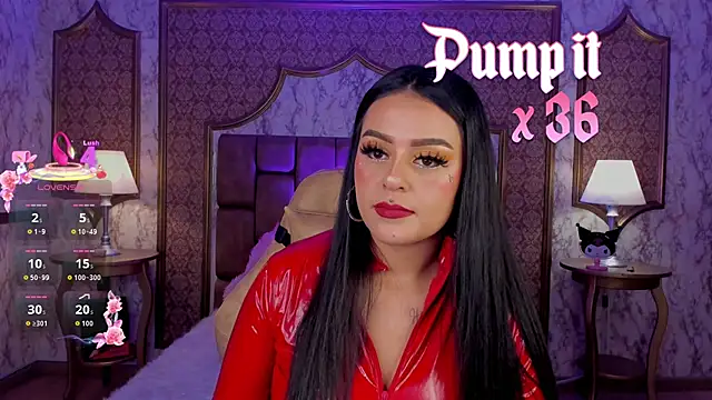 SoffiQueen online show from 10-06-25, 06:49