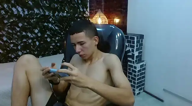 JackSwan18 online show from 12-02-24, 04:31