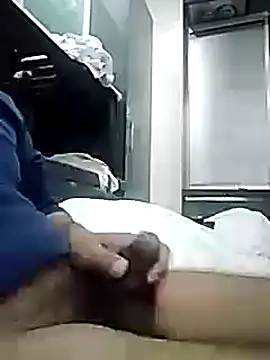 pusseylover1 online show from 02-03-25, 09:19