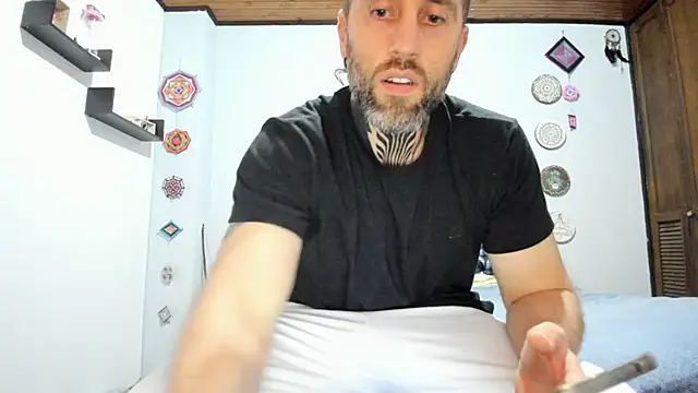 Antoniohot2024 online show from 01-05-25, 01:03