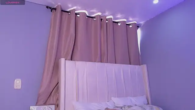 Shenoa1 online show from 11-16-25, 02:11