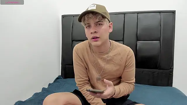 Javierdisousa online show from 09-10-25, 03:50