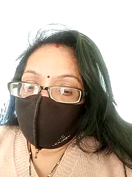 Snapshot of heenage chatting on 12-19-24, 07:18 heenage online show from 12-19-24, 07:18