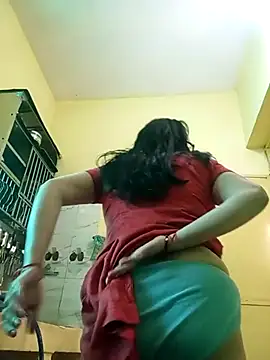 Snapshot of heenage chatting on 12-28-24, 05:23 heenage online show from 12-28-24, 05:23