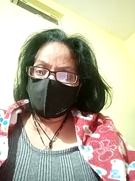 Snapshot of heenage chatting on 01-19-25, 01:10 heenage online show from 01-19-25, 01:10