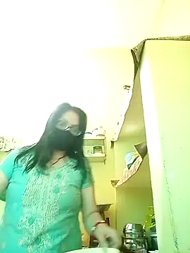 Snapshot of heenage chatting on 02-10-25, 02:52 heenage online show from 02-10-25, 02:52