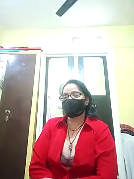 Snapshot of heenage chatting on 02-24-25, 09:00 heenage online show from 02-24-25, 09:00