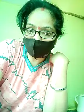 Snapshot of heenage chatting on 03-02-25, 05:12 heenage online show from 03-02-25, 05:12