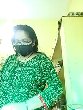 Snapshot of heenage chatting on 03-12-25, 04:41 heenage online show from 03-12-25, 04:41