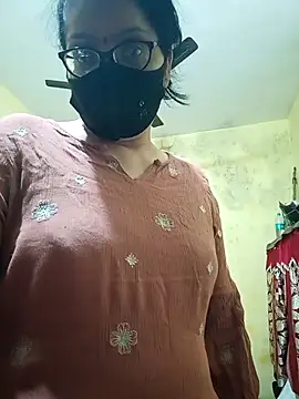 heenage online show from 03-08-26, 06:06