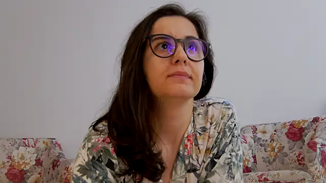 Snapshot of SophieeRain chatting on 09-22-25, 09:22 SophieeRain online show from 09-22-25, 09:22