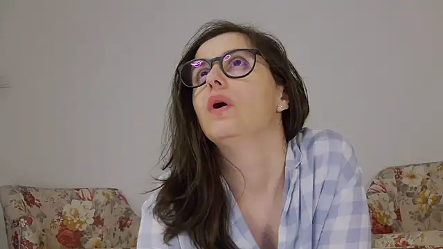 Snapshot of SophieeRain chatting on 10-03-25, 10:07 SophieeRain online show from 10-03-25, 10:07