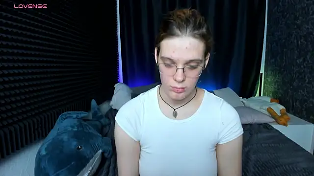 KIKI Krash online show from 01-24-25, 04:28