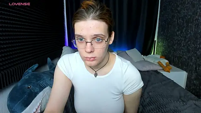 KIKI Krash online show from 01-25-25, 10:08