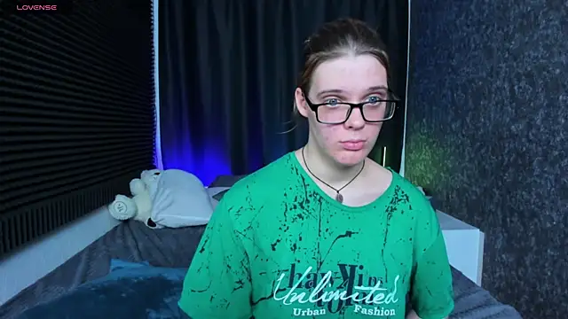 KIKI Krash online show from 03-13-25, 06:01