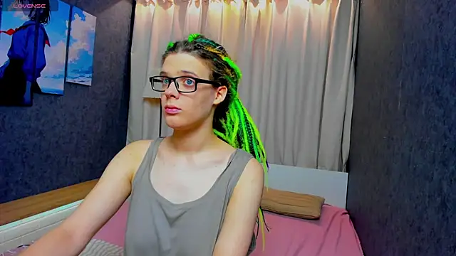 KIKI Krash online show from 10-03-25, 10:01