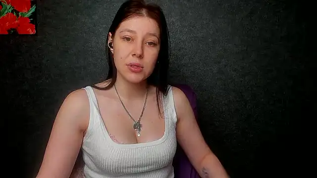 Snapshot of Sannyflover chatting on 02-01-25, 07:57 Sannyflover online show from 02-01-25, 07:57