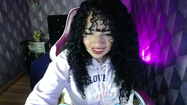 Sofiacowperx online show from 02-24-25, 04:38