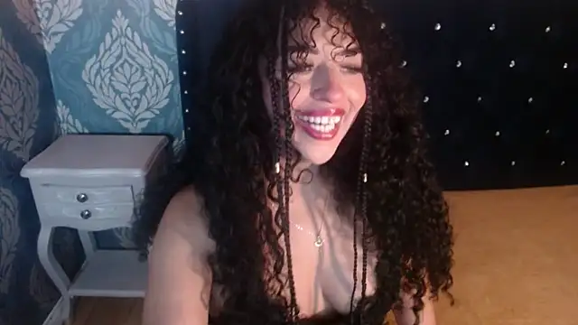 Sofiacowperx online show from 11-03-25, 08:21