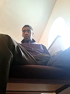 bigboytoy912 online show from 06-07-26, 04:22