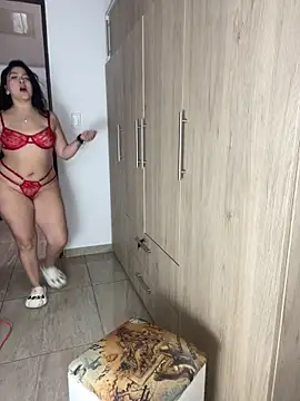 Abigail Cowen online show from 02-15-25, 02:44