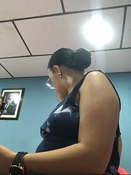 Abigail Cowen online show from 02-17-26, 03:08