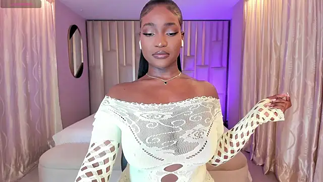 SavannahStorm online show from 03-08-26, 06:01